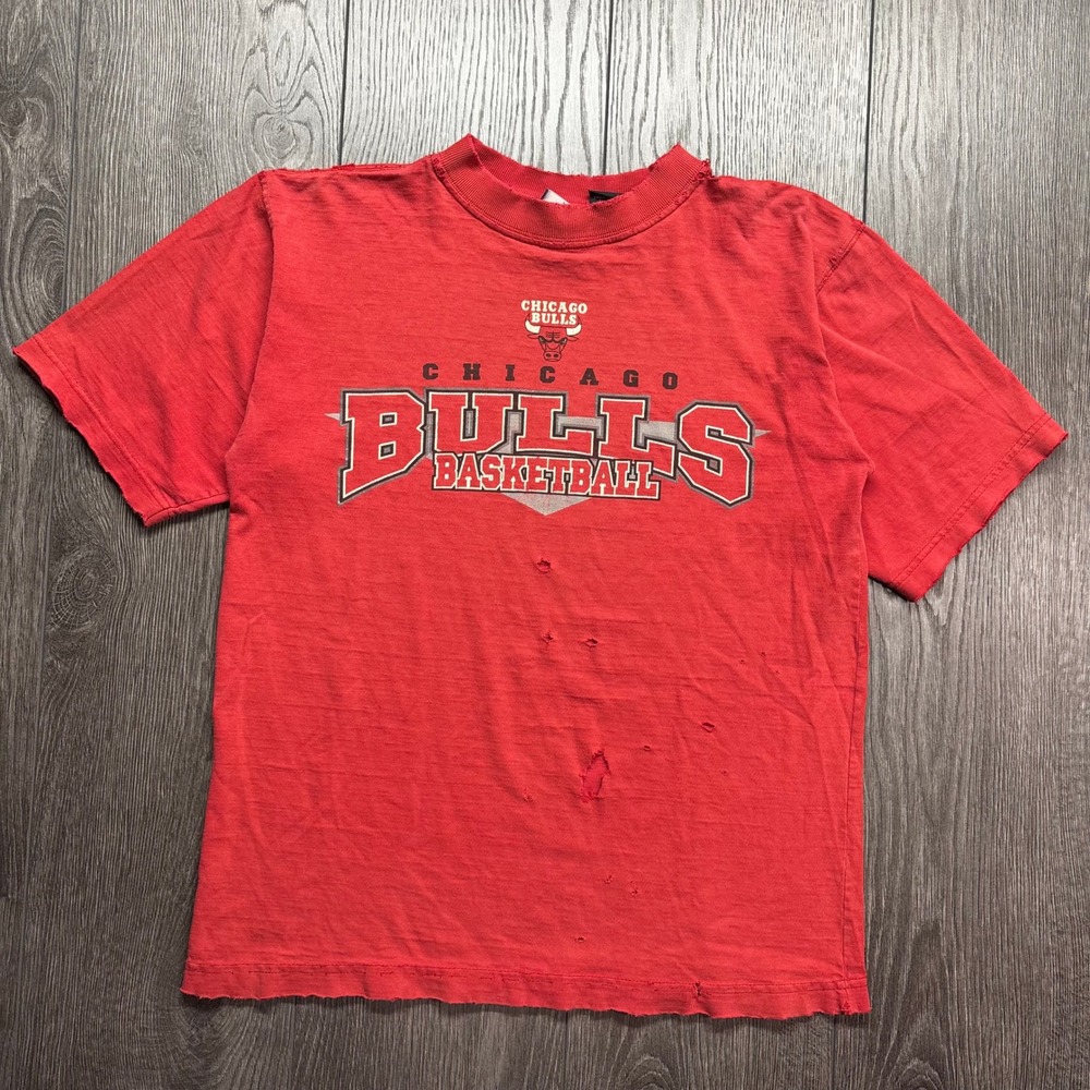 Vintage Chicago Bulls Basketball Small Shirt Bike Red Distressed Mens NBA Tee